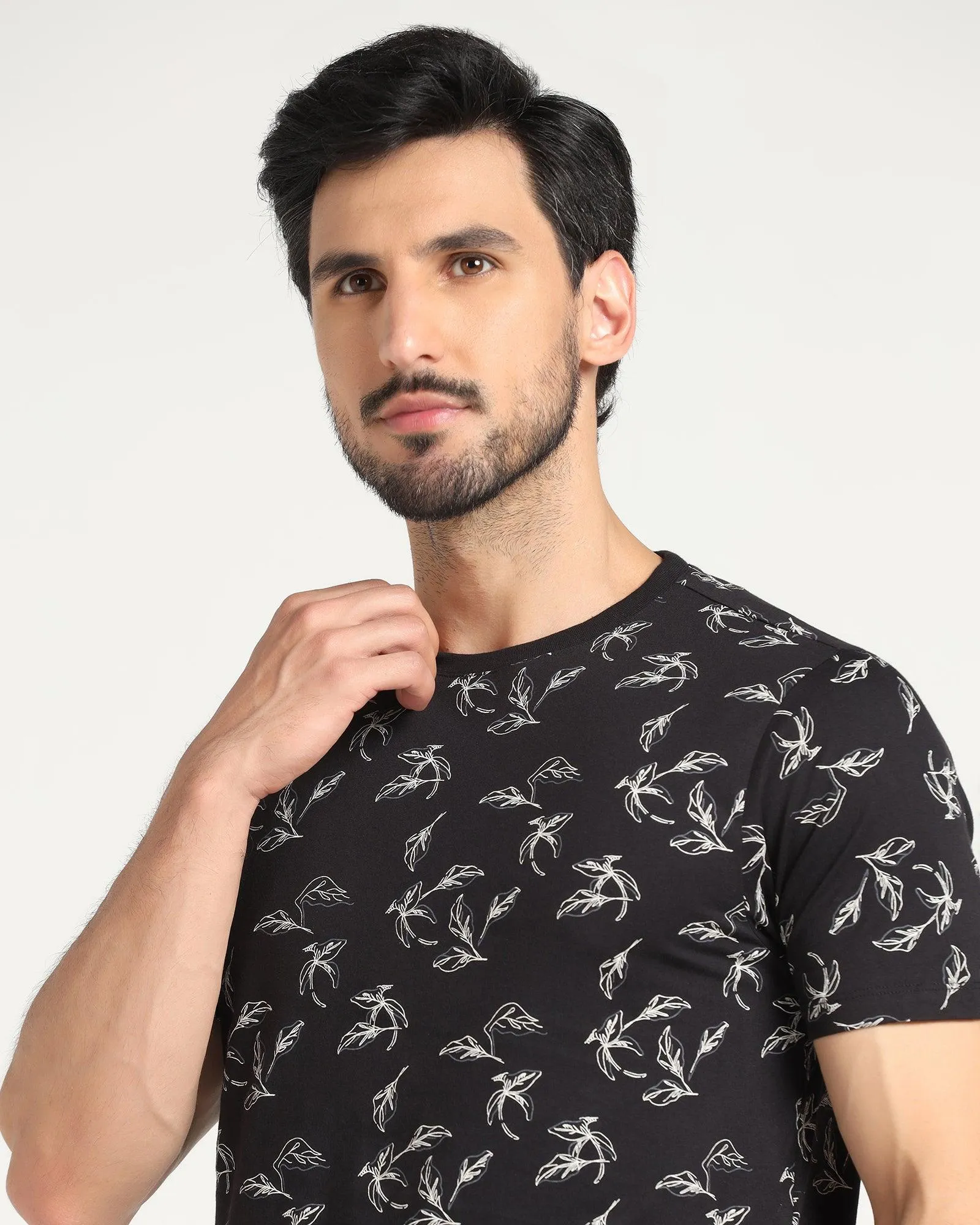 Crew Neck Black Printed T-Shirt - Kiwi