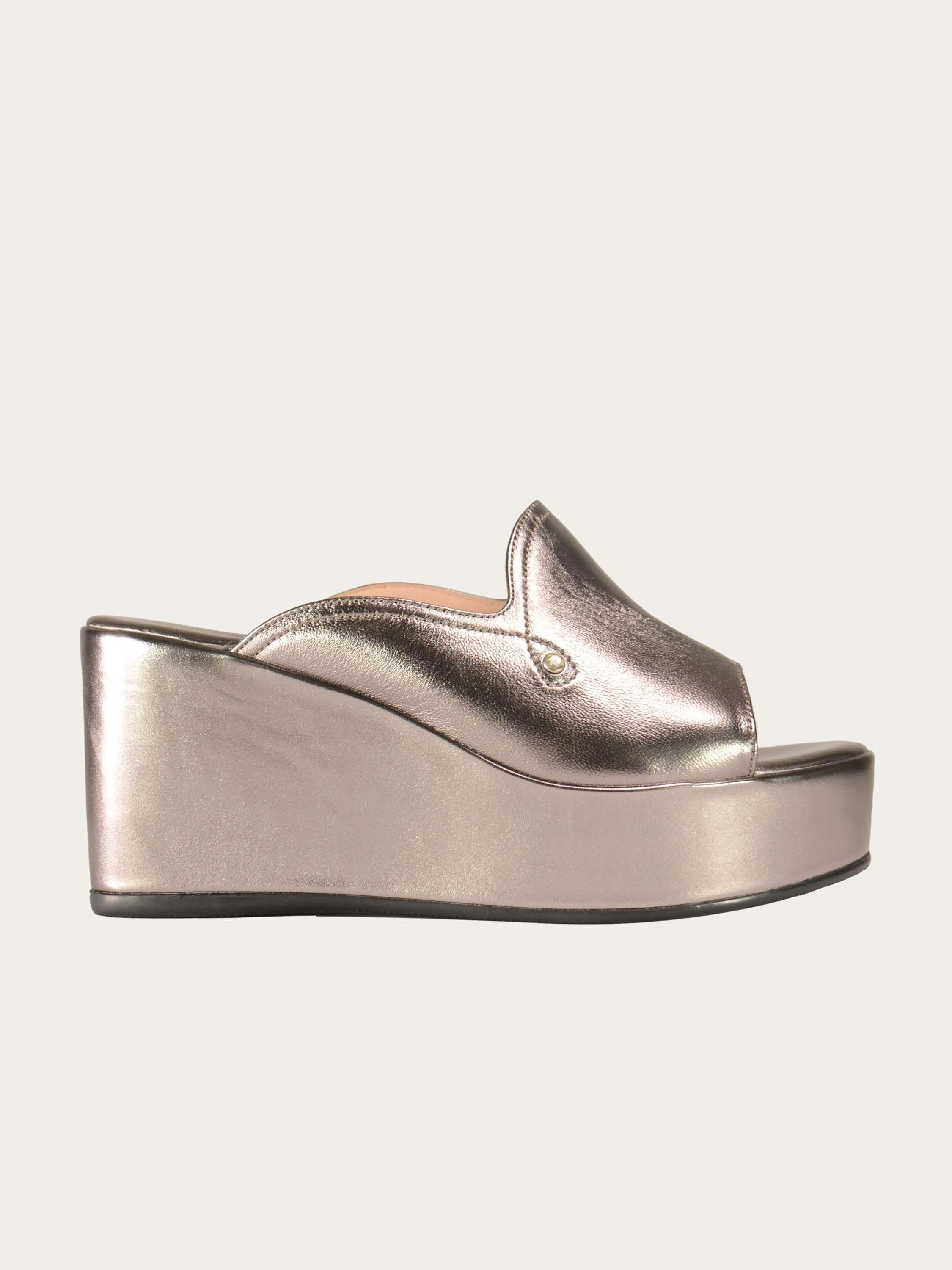 Josef Seibel Shiny Leather Wedges