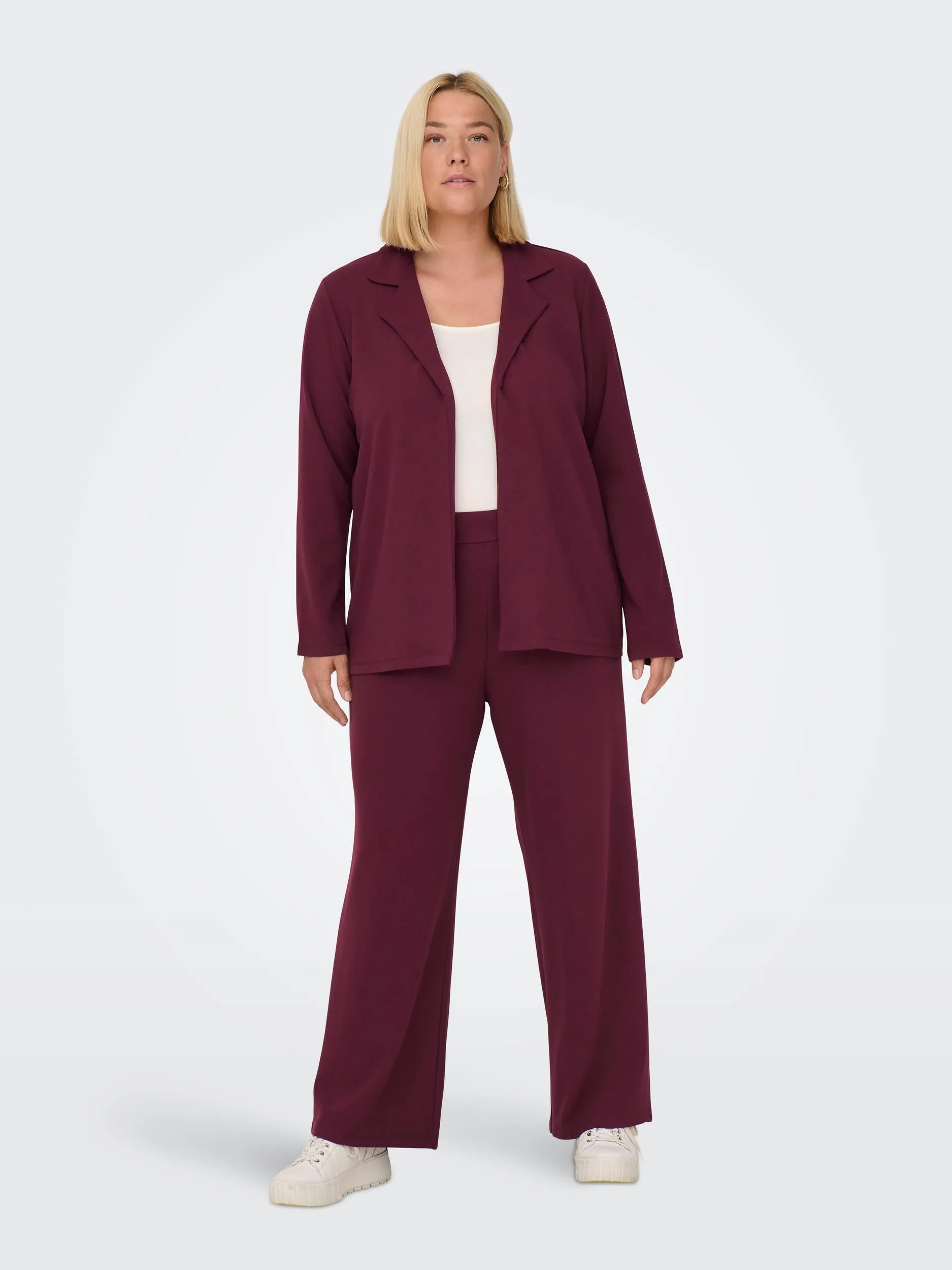 Only Carmakoma Blazer in Wine