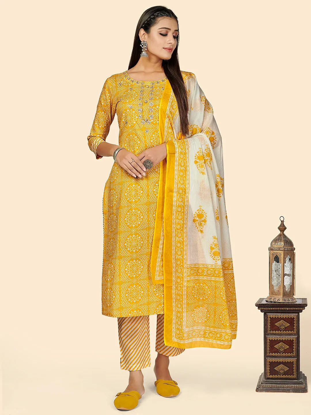 Women'S Bandhi Print & Embroidered Straight Cotton Yellow Stitched Kurta Pant With Dupatta