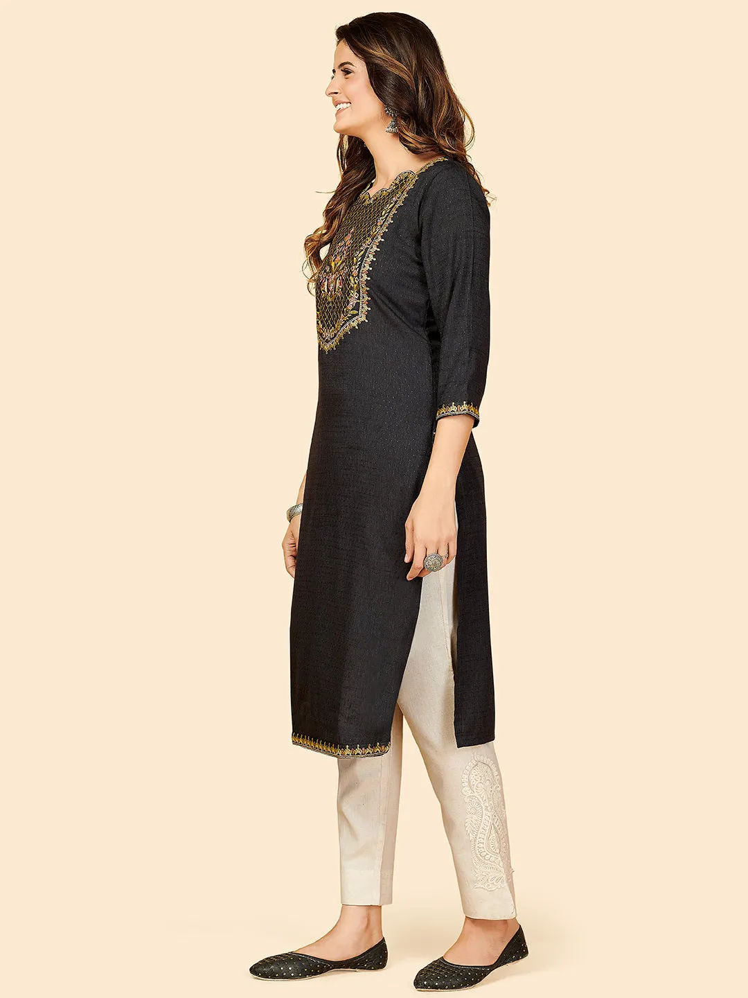 Women'S Embroidered Straight Rayon Dark Grey Stitched Kurta