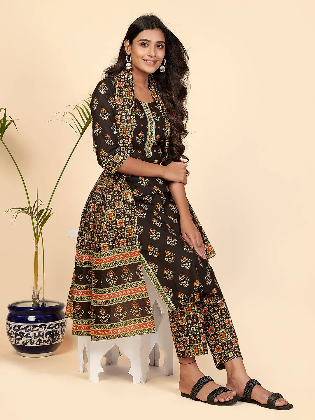 Women'S Patola Print & Mirror Work Straight Cotton Black Stitched Kurta Pant With Dupatta