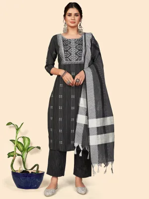 Women'S Print & Embroidered Straight Cotton Black Stitched Kurta Pant With Dupatta