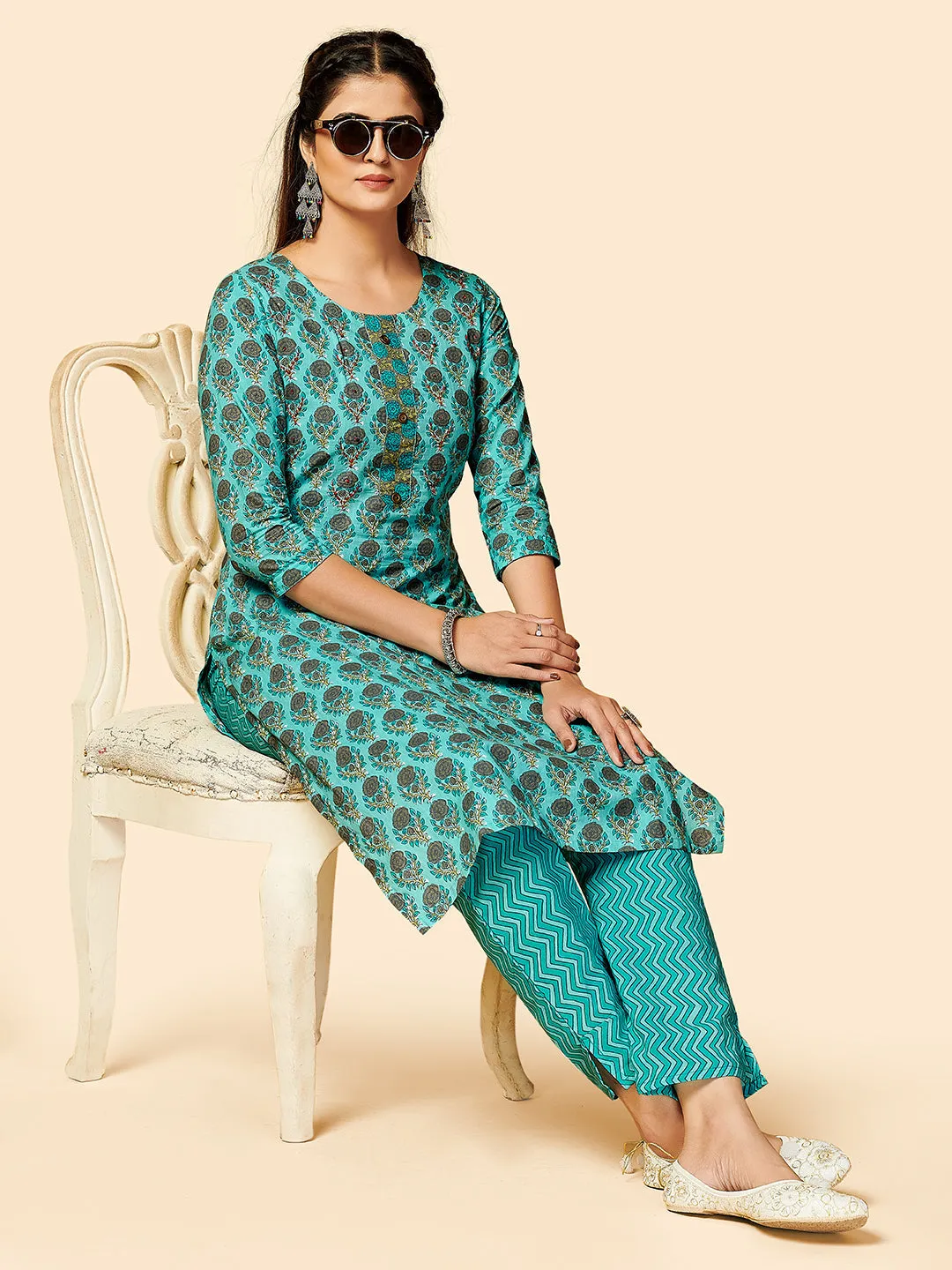 Women'S Printed & Hand Work Straight Cotton Turquoise Stitched Kurta With Pant