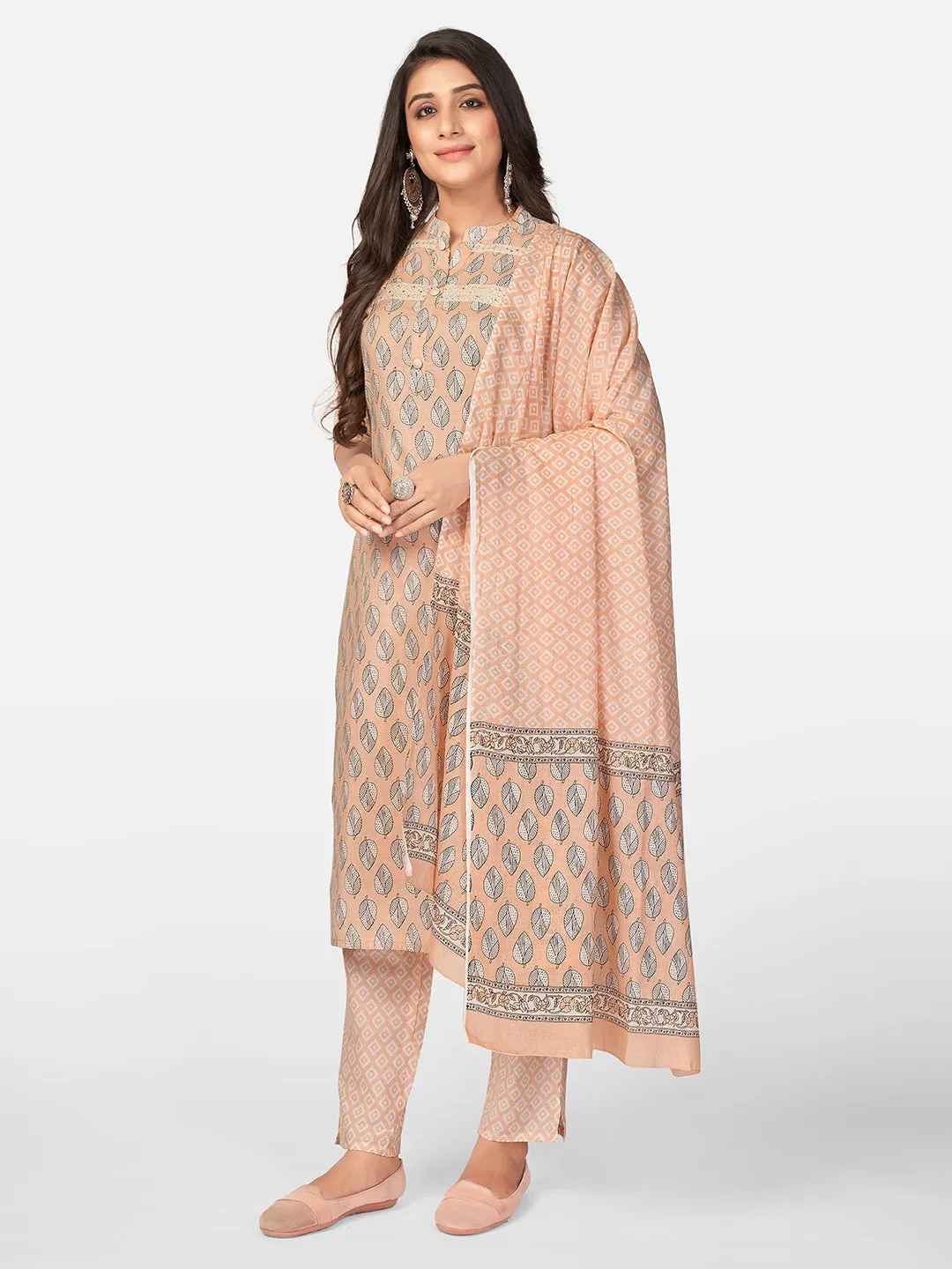 Women'S Printed & Lace Work Straight Cotton Light Peach Kurta Pant With Dupatta