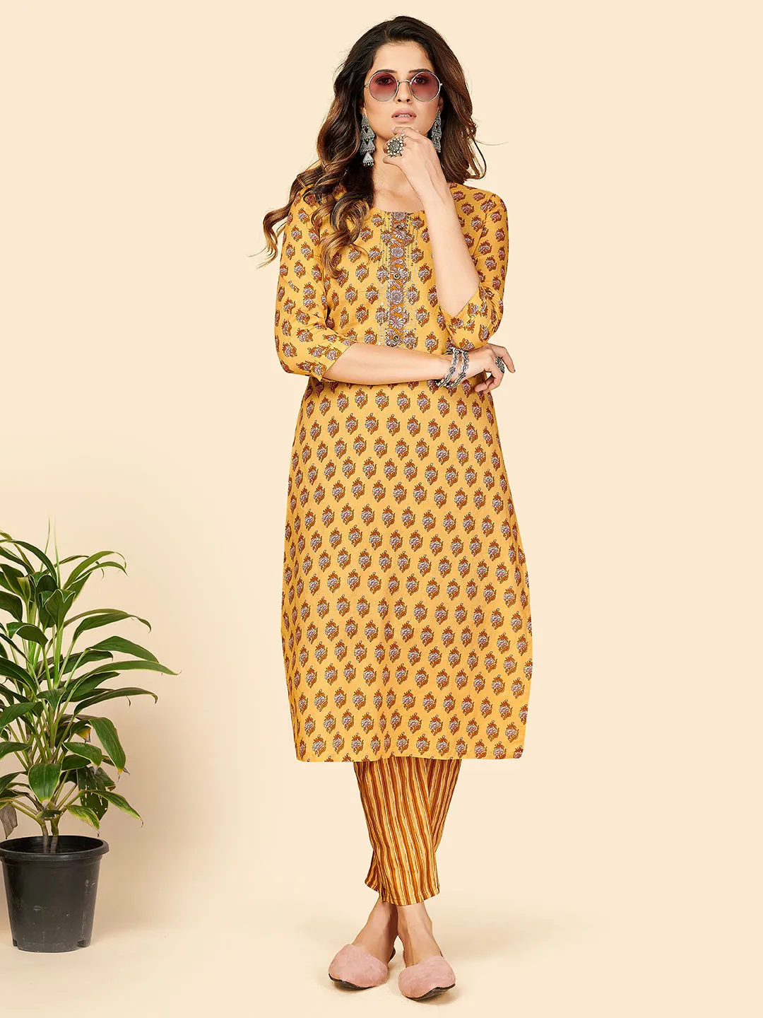 Women'S Printed & Sequience Work Straight Cotton Yellow Stitched Kurta With Pant