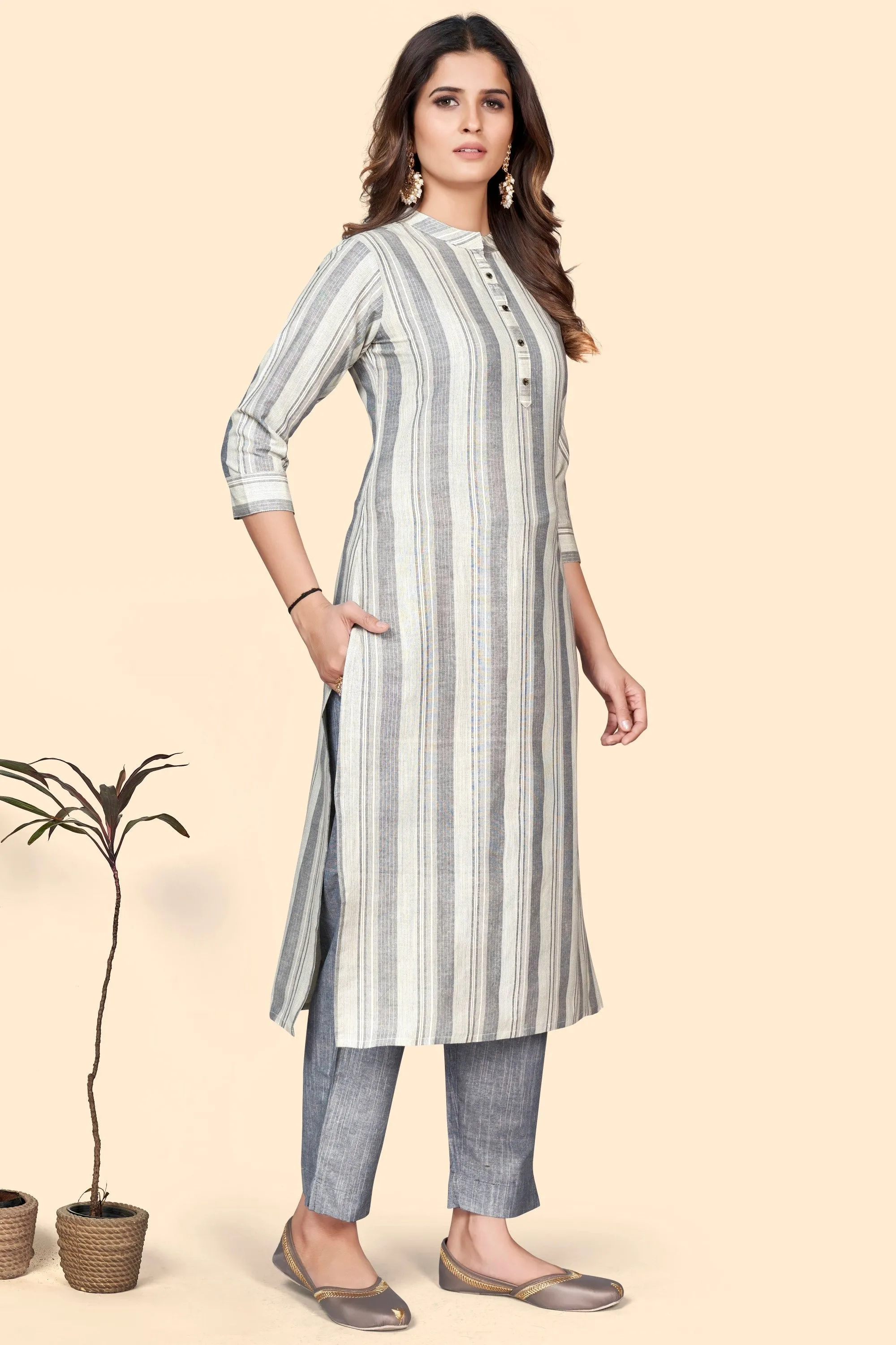 Women'S Striped Print Straight Cotton Blend Grey Stitched Kurta